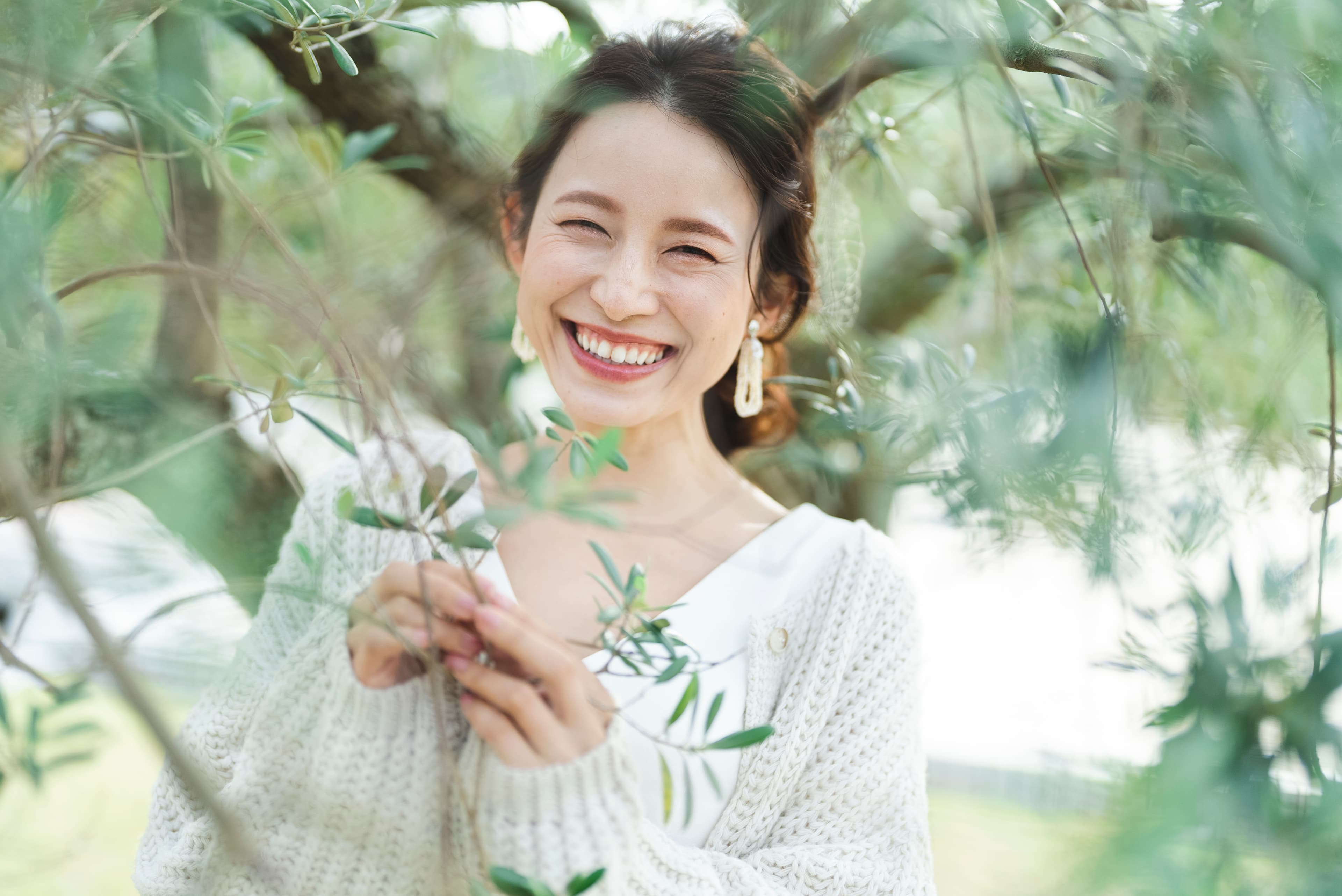 女性のデリケートな悩みと向き合う3つの企業 