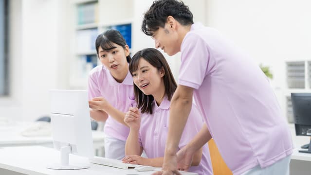  AIを活用した公平なシフト管理により、業務負担を軽減しながら、職員の疲労回復マネジメントを支援する企業