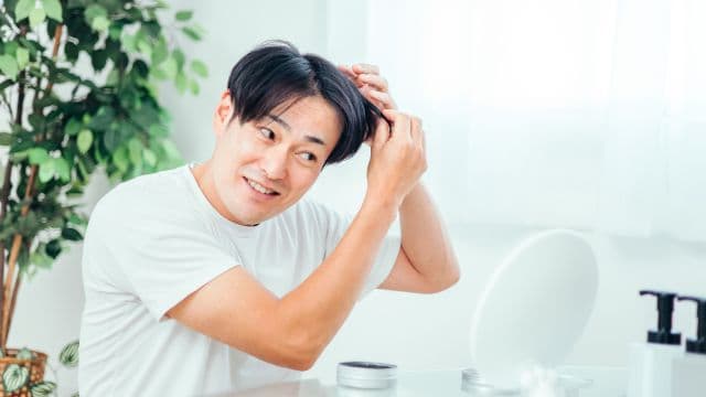 ヘアサイクルの乱れは薄毛のサイン？毛周期の仕組み・原因・整え方を解説