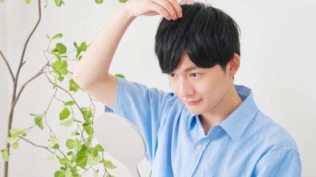 人工毛植毛とは？メリット・デメリットや行うクリニックが少ない理由も解説
