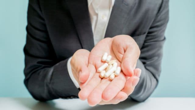 フィンカーはAGA治療にどれくらい効果がある？特徴や副作用を解説