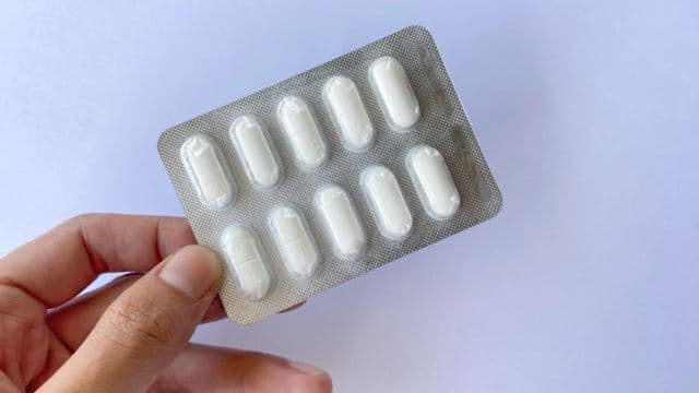 フィナックスはAGA治療にどれくらい効果がある？特徴や副作用を解説