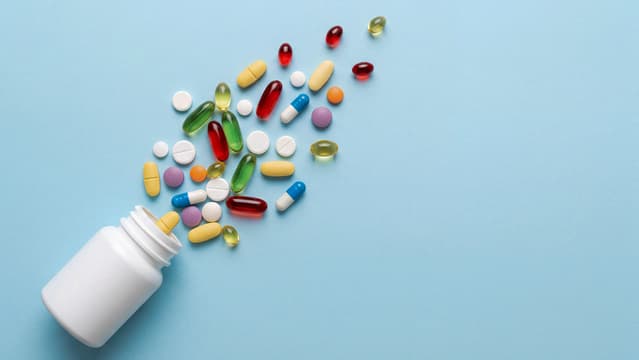 ミノキシジルとその他の薬の飲み合わせは？注意点や副作用を解説