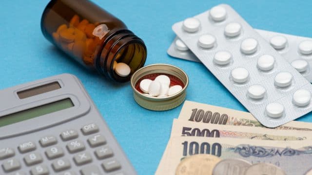 デュタステリドの費用相場は？治療費を安く抑える方法を解説