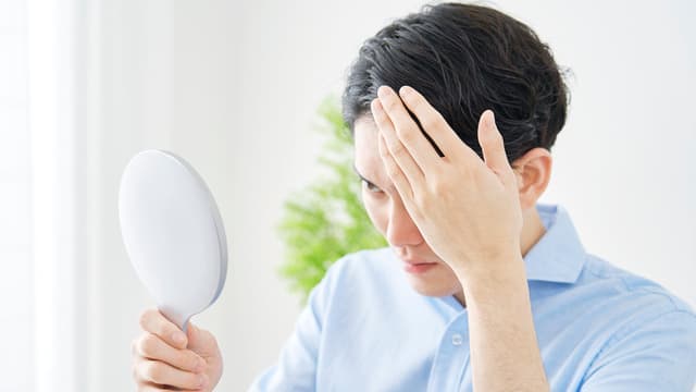 ミノキシジルで生えた産毛は効果のサイン！髪を太くする方法を解説