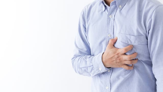 ミノキシジルで動悸が出たら？原因・対処法・受診の目安を解説