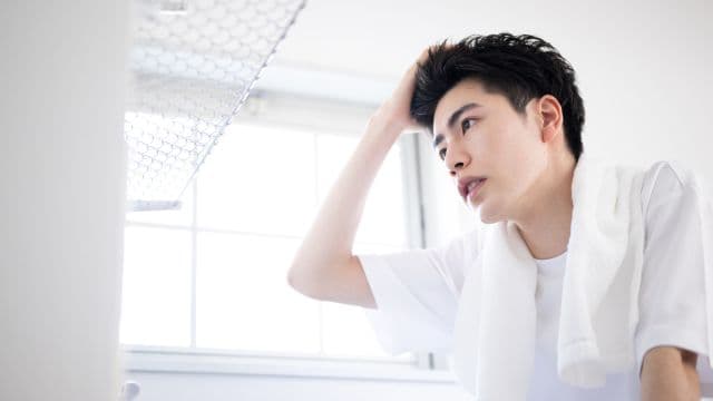 高校生の若ハゲの原因とは？薄毛対策やセルフチェック項目について解説