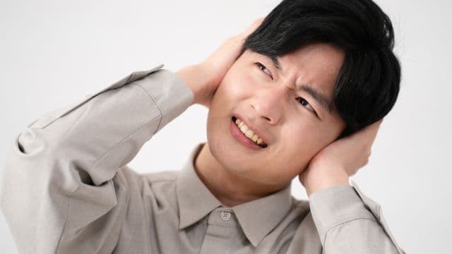 側頭部のはげ・薄毛の原因はAGAじゃない？原因ごとの対策を紹介