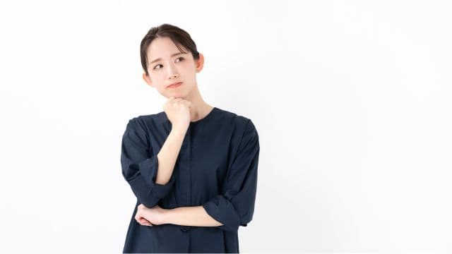 生理痛がひどいときの仕事はどうする？生理休暇制度や対処法を紹介