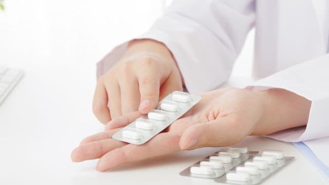 ピルは保険適用される？低用量ピルの種類や処方の受け方を解説