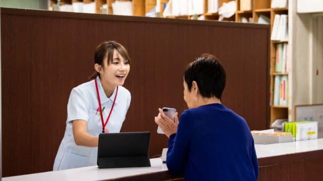音声の文字変換で患者の想いを可視化し、対話を大切にする心のケアを支える企業