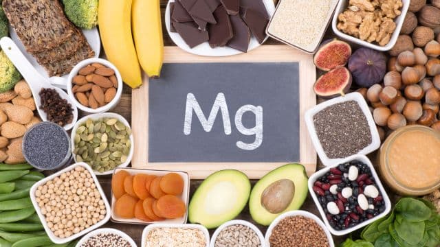 マグネシウムが髪に与える効果は？不足する原因や食事での摂取方法を解説