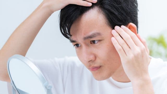 頭皮マッサージはしないほうがいい？薄毛に効くやり方や注意点を解説