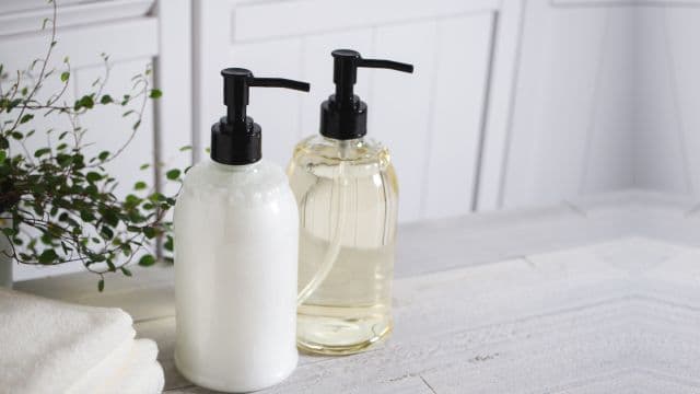 シャンプーが禿げる原因に？AGA・薄毛対策になる正しいシャンプー方法