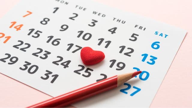 生理が二日遅れたら？考えられる原因や妊娠の初期症状、受診のタイミング