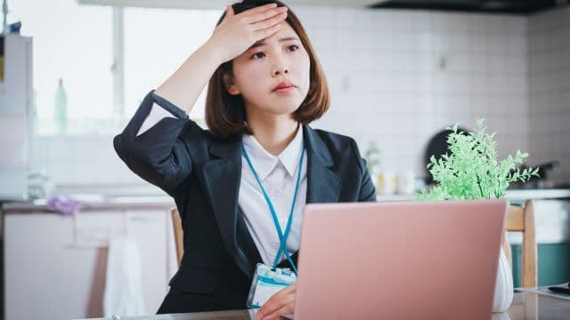 生理前に微熱が出る原因は？妊娠の可能性や対処法を解説