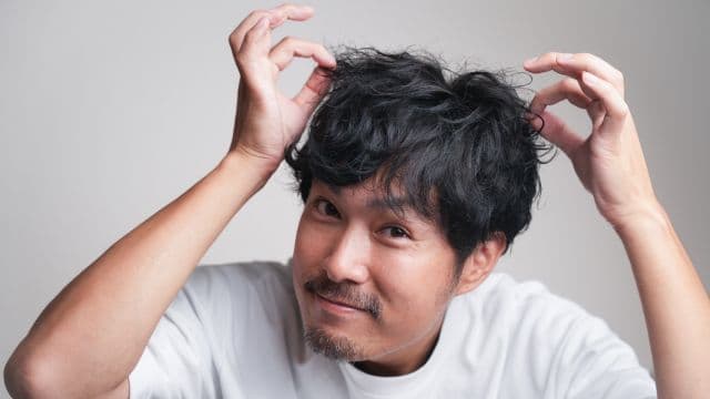 薄毛はパーマでカバーできる？男性におすすめのスタイル・髪型を紹介