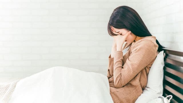 PMDDになりやすい人とは？PMSとの違いや症状、悪化を防ぐ方法も解説