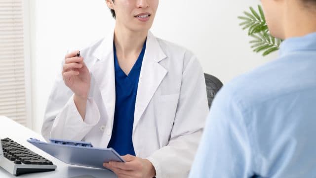 ED治療薬は保険適用になる?条件やバイアグラ・シアリスの特徴を紹介