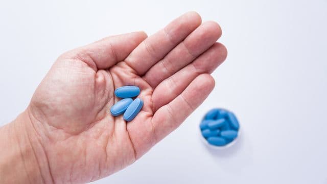 シアリスの効果や特徴は?副作用の対処法や料金相場まで詳しく解説