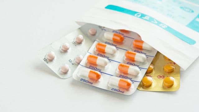 レビトラジェネリック(バルデナフィル)とは?効果や購入方法について解説