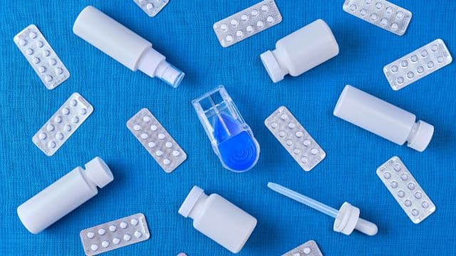 AGA治療薬の種類と効果、副作用とは?